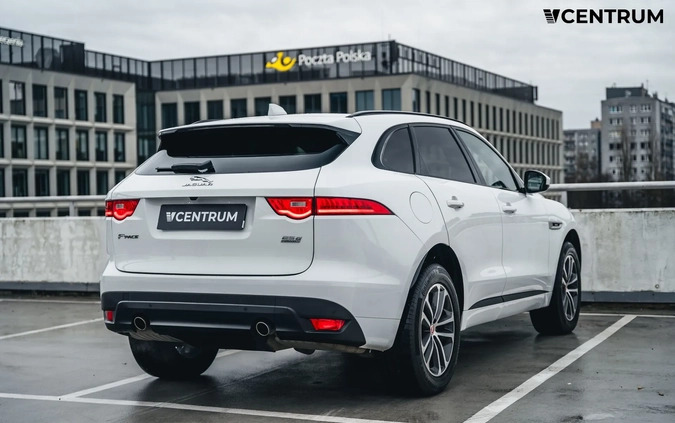 Jaguar F-Pace cena 134900 przebieg: 89809, rok produkcji 2018 z Gościno małe 106